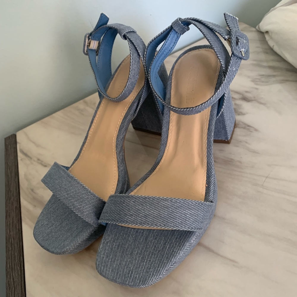 Size 6 JUSTFAB sandal heels